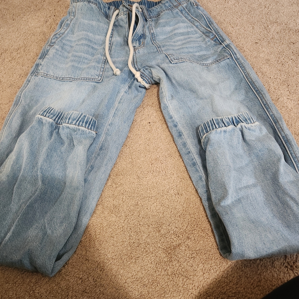 American Eagle Outfitters Women's Black Cargo And Denim Jogger Bundle - Picture 2 of 6